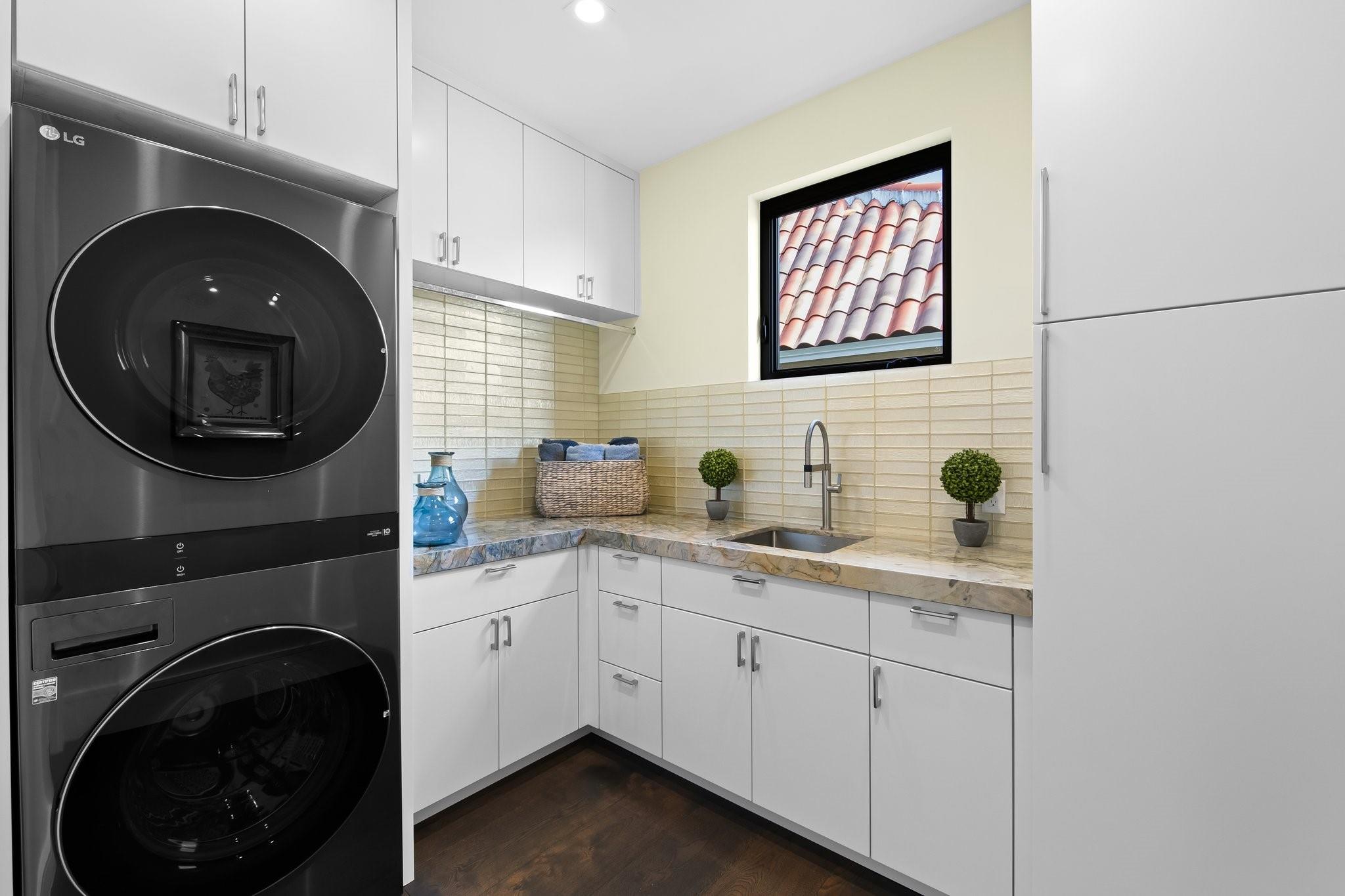 Lauderdale Harbors - Residential