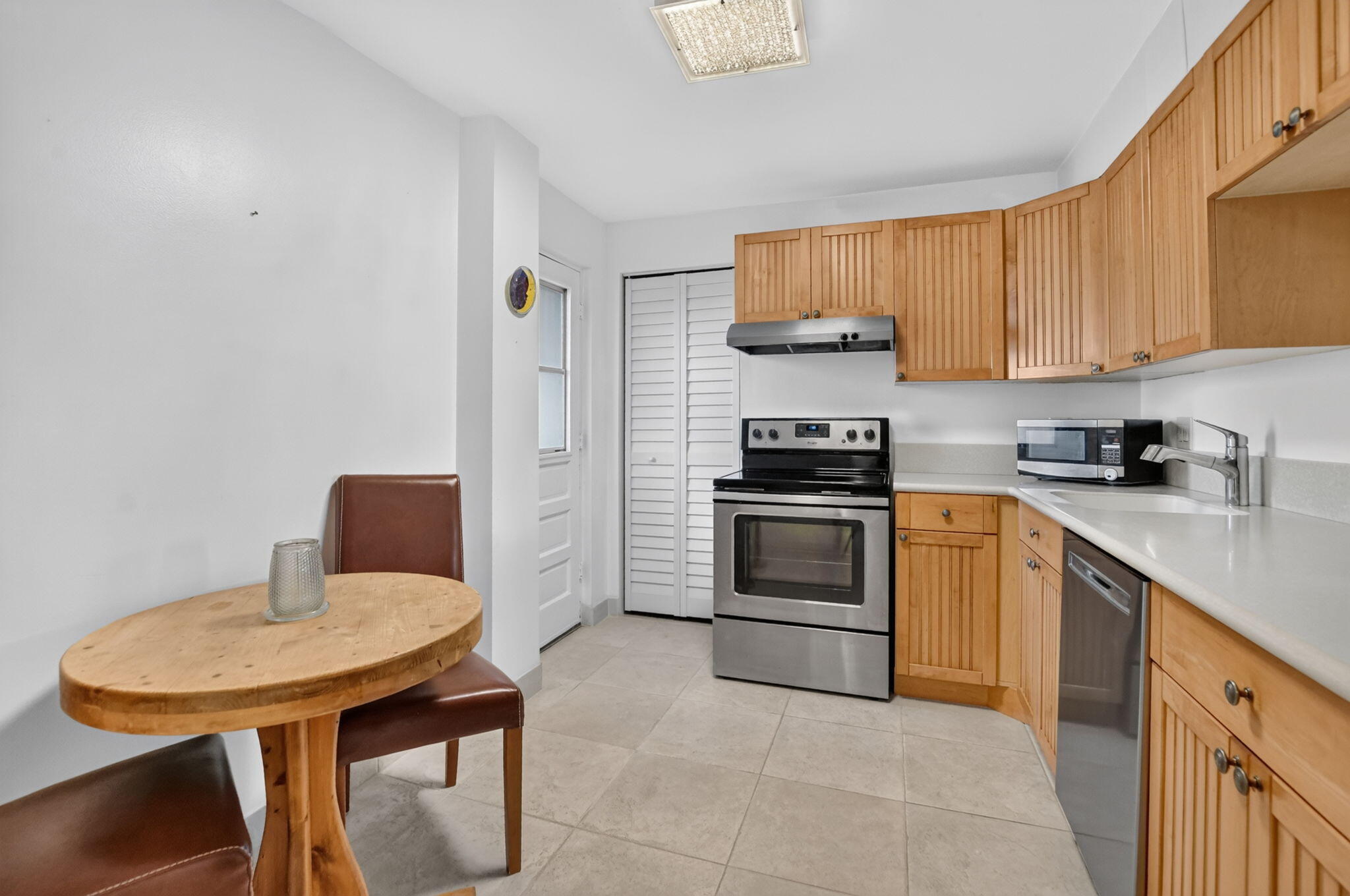View photos, virtual tours, details... 6461 NW 2nd Avenue 515