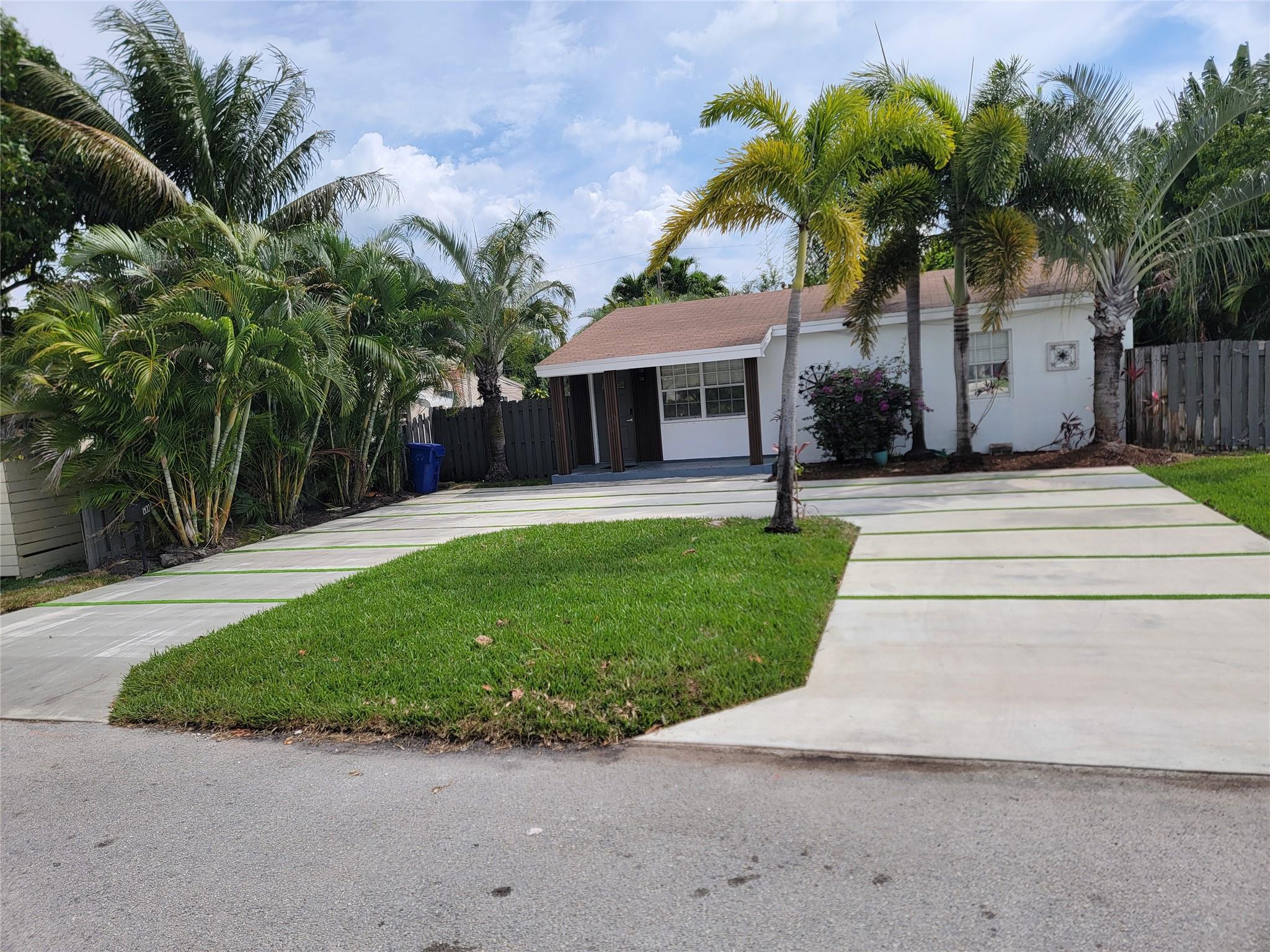 1600 NW 2nd Ave