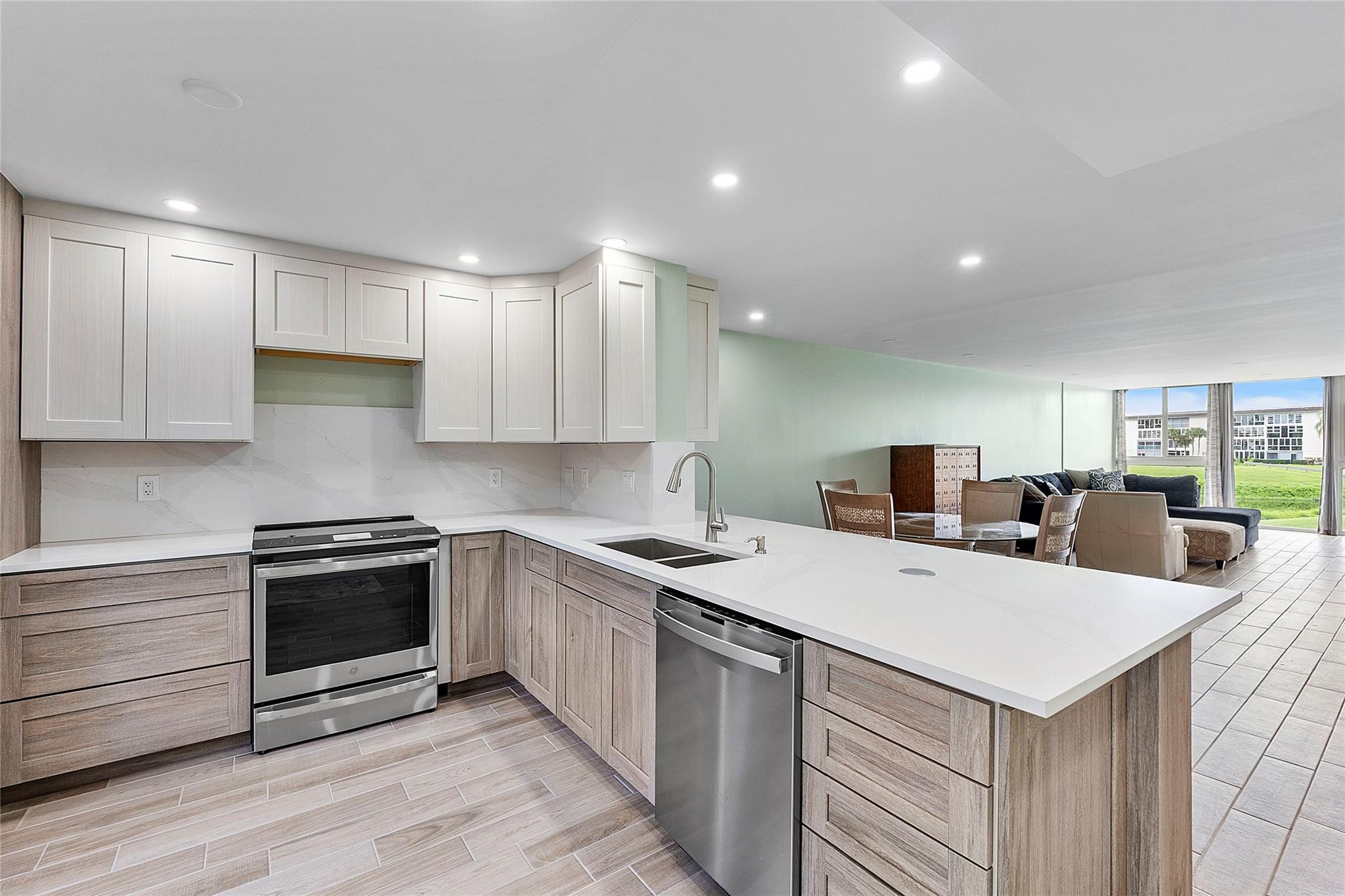 WYNMOOR - Residential