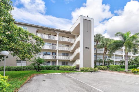 Tiny photo for 3502 Bimini Lane #B2, Coconut Creek, FL 33066 (MLS # F10452530)