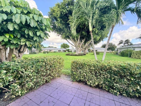 Tiny photo for 2521 Juniper Drive #11-C, Delray Beach, FL 33445 (MLS # B26089808)