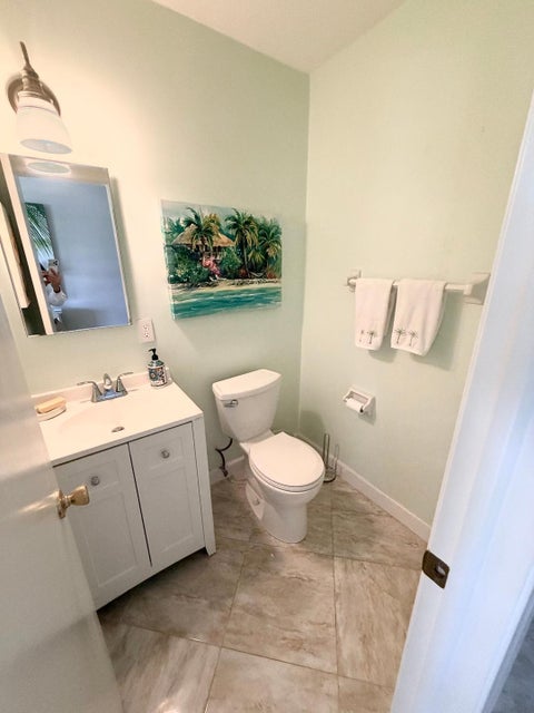 Tiny photo for 2521 Juniper Drive #11-C, Delray Beach, FL 33445 (MLS # B26089808)