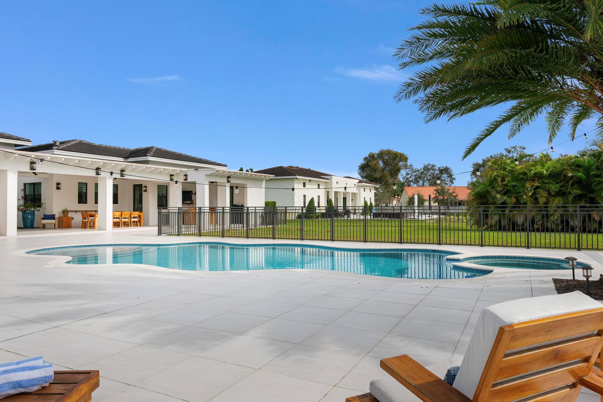 SANTA FE ESTATES - Residential