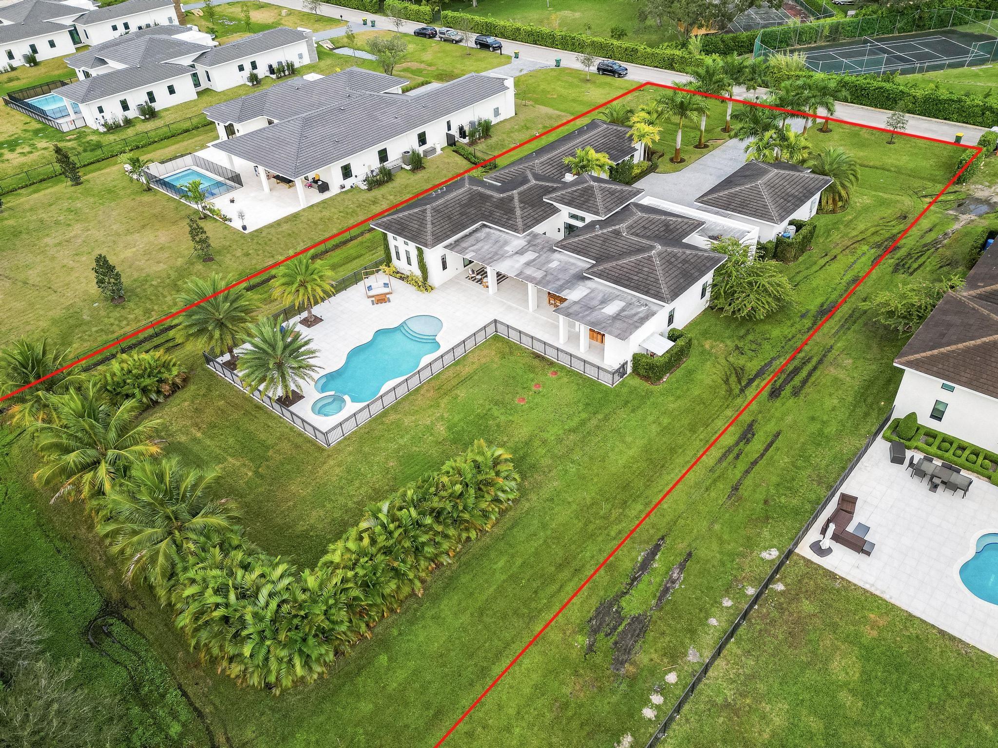 SANTA FE ESTATES - Residential