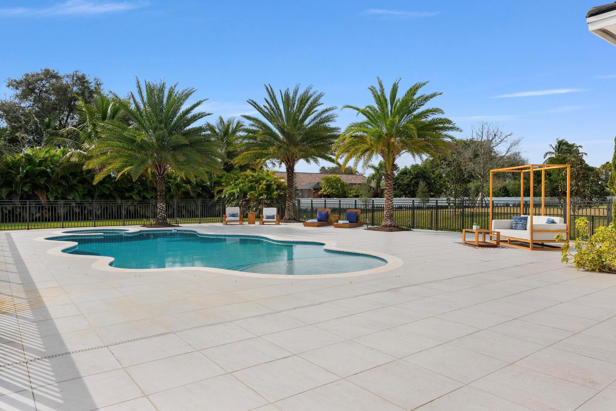 SANTA FE ESTATES - Residential