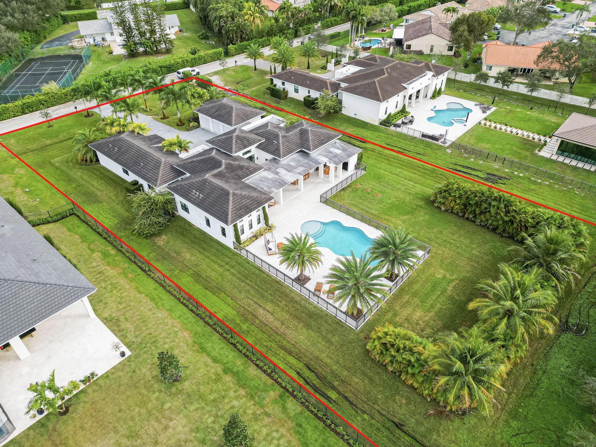 SANTA FE ESTATES - Residential