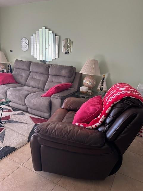 SOMERSET CONDOMINIUMS - Residential