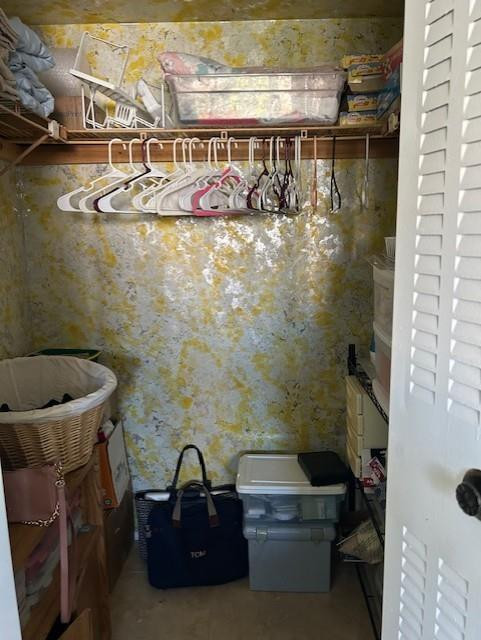 SOMERSET CONDOMINIUMS - Residential