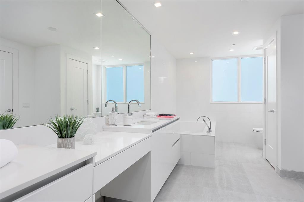 Akoya Boca West - Residential