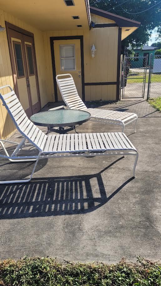 LAKE WORTH TOWN OF - Residential Lease