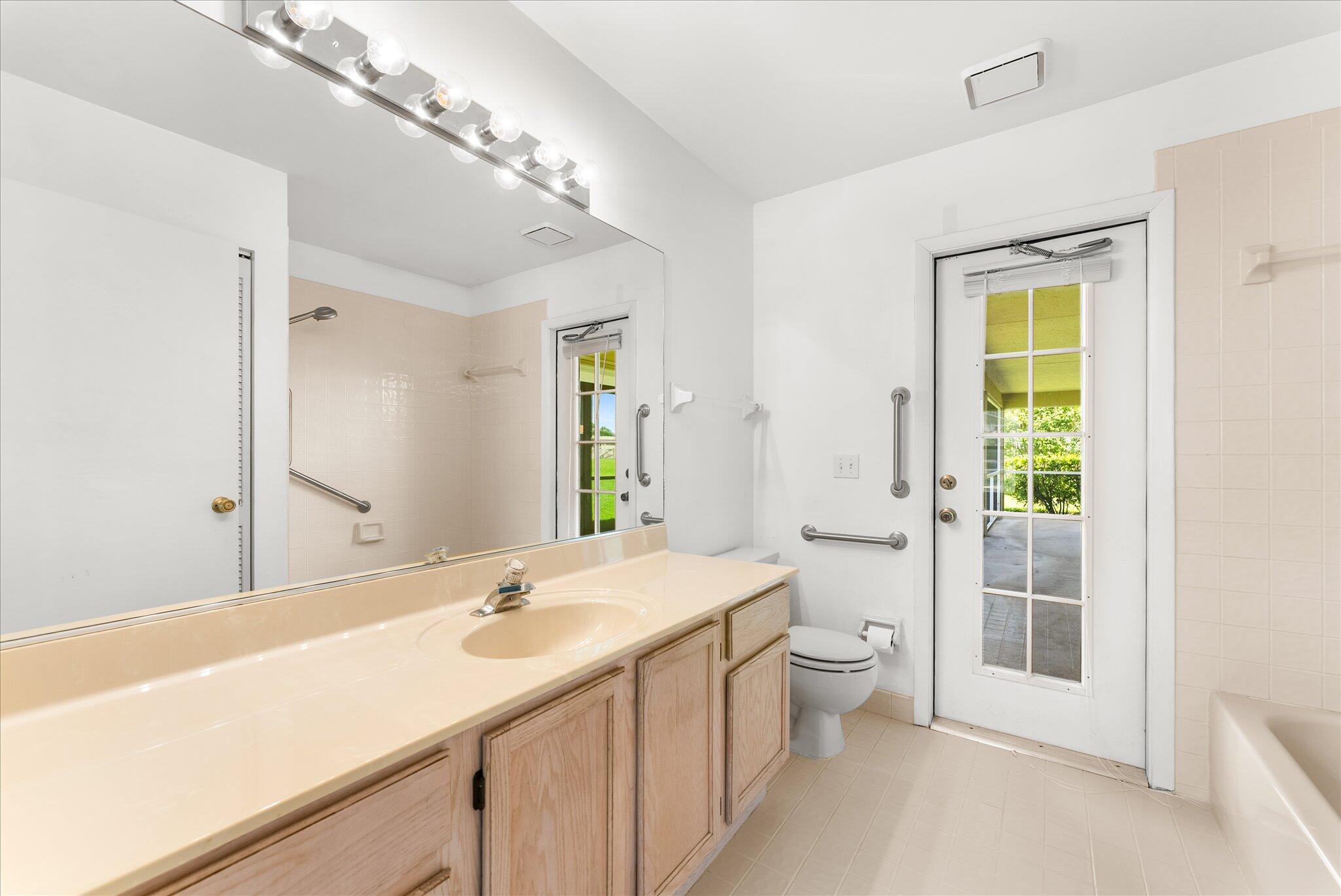 SABAL LAKES PH 1 - Residential