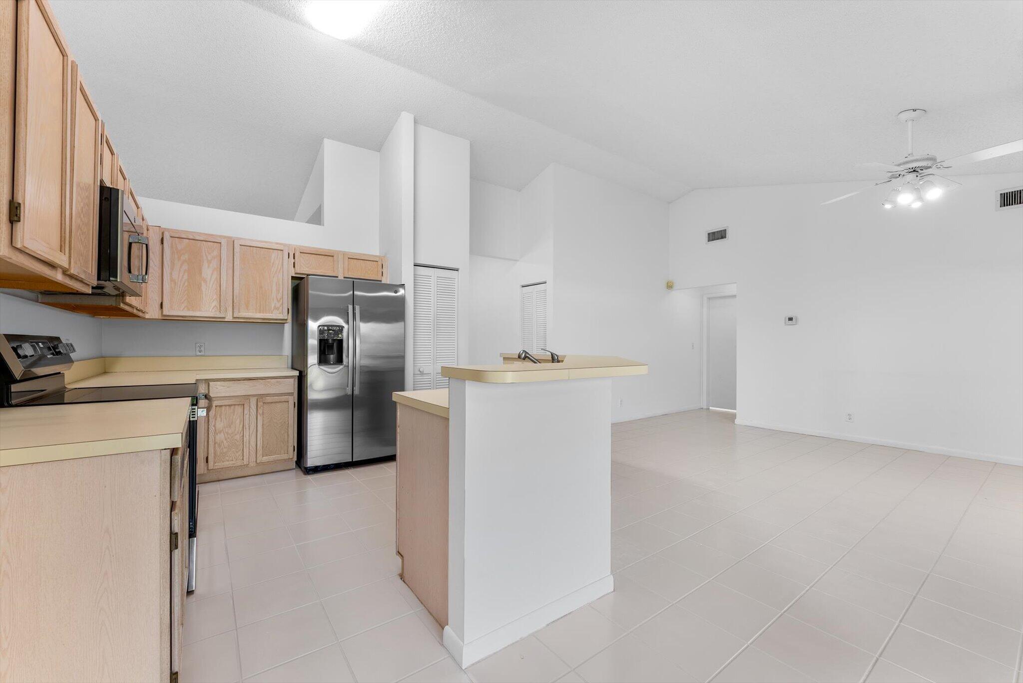 SABAL LAKES PH 1 - Residential