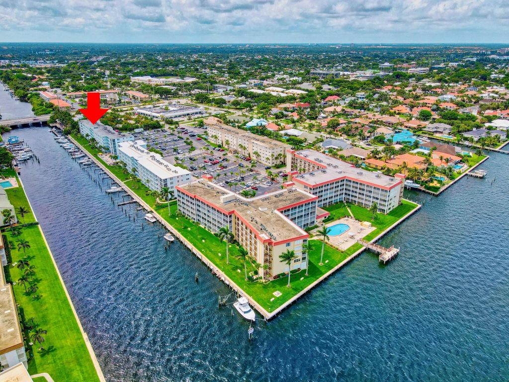 Photo of 108 Paradise Harbour Boulevard #111, North Palm Beach, FL 33408 (MLS # R10808906)