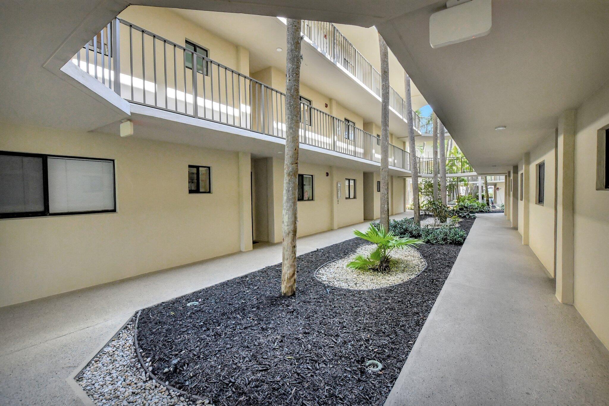 5340 Las Verdes Circle 208