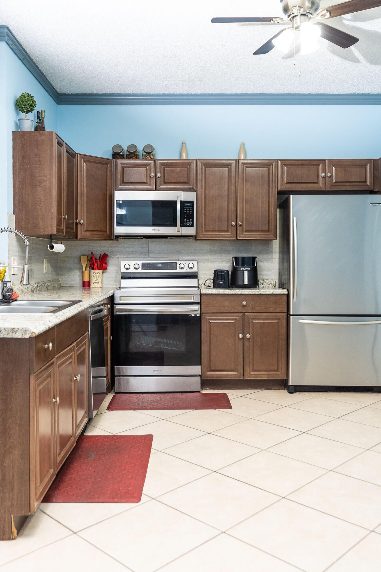 REGENCY LAKES AT COCONUT CREEK - Residential