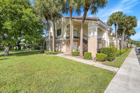 Photo of 815 W Boynton Beach Boulevard #14-201, Boynton Beach, FL 33426 (MLS # R11134989) Photo of 815 W Boynton Beach Boulevard #14-201, Boynton Beach, FL 33426 (MLS # R11134989)