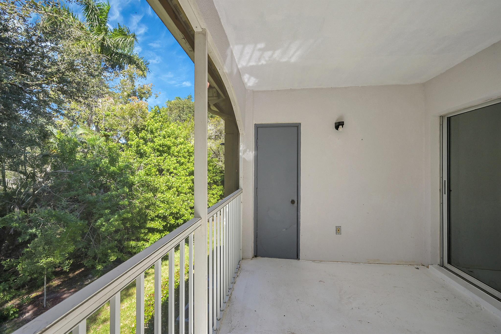 CASABLANCA ISLES CONDO - Residential