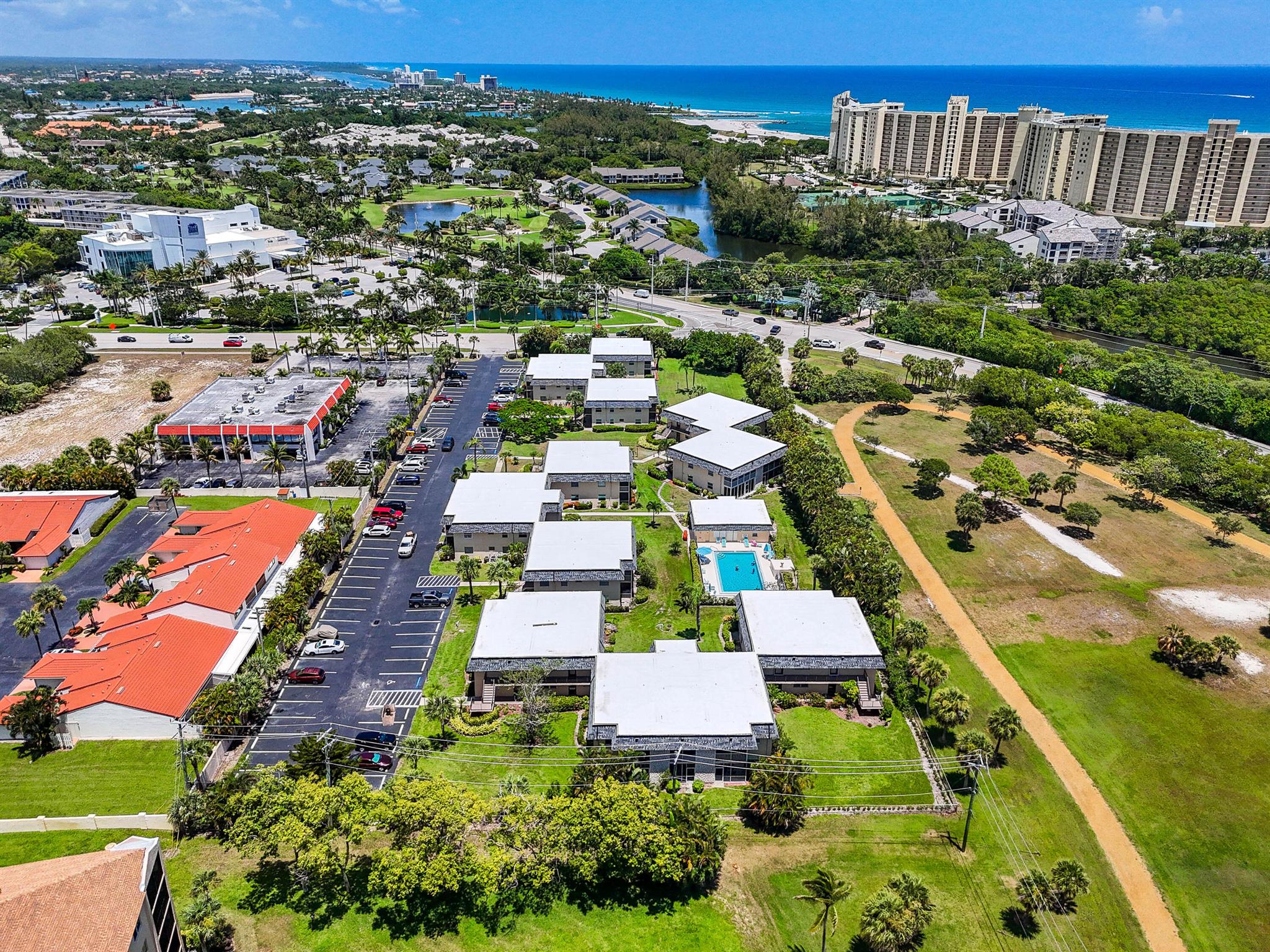 PARK PLAZA APTS CONDO - Residential