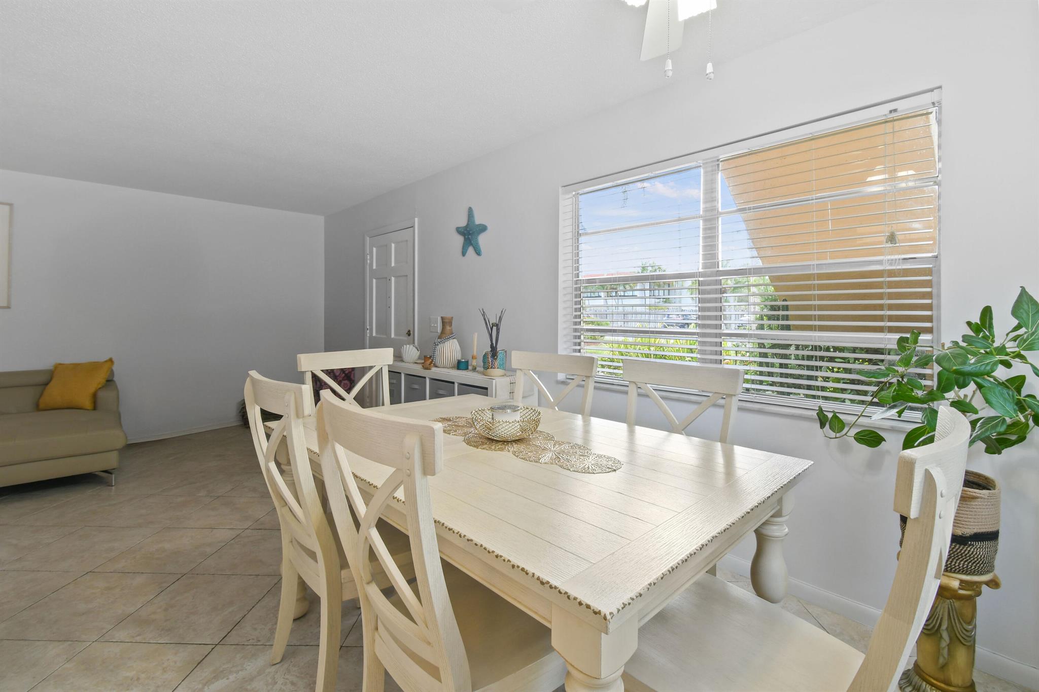 PARK PLAZA APTS CONDO - Residential