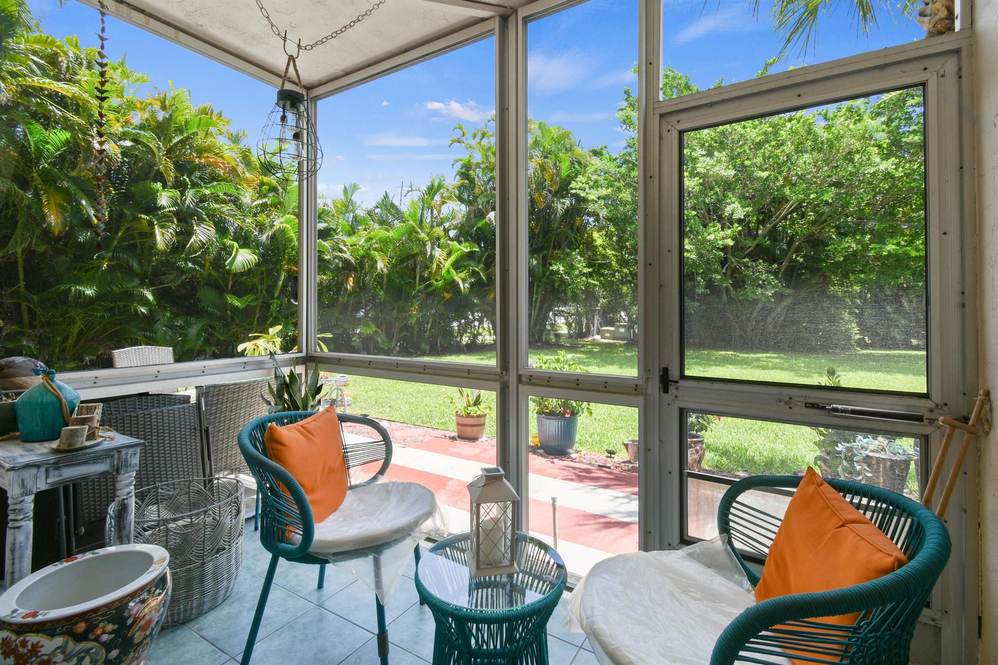 PARK PLAZA APTS CONDO - Residential