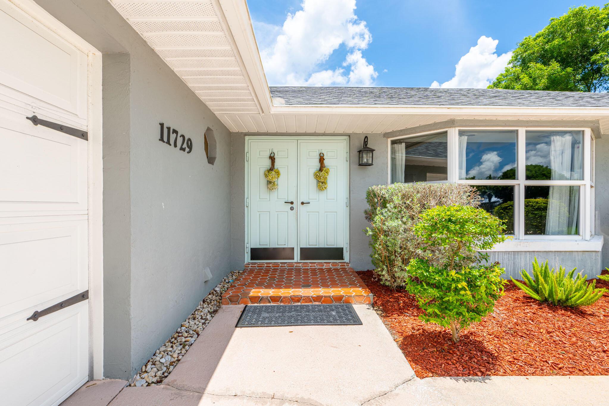 11729 Greenbriar Circle