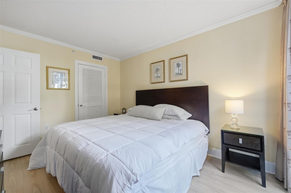 The Mutiny Condo - Residential Lease