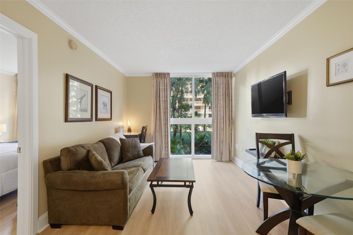 The Mutiny Condo - Residential Lease