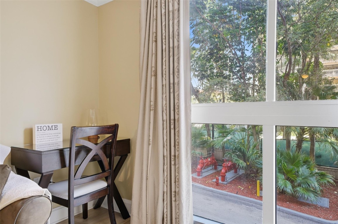 The Mutiny Condo - Residential Lease