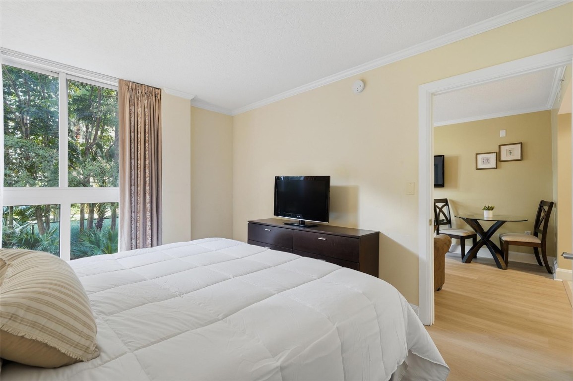 The Mutiny Condo - Residential Lease