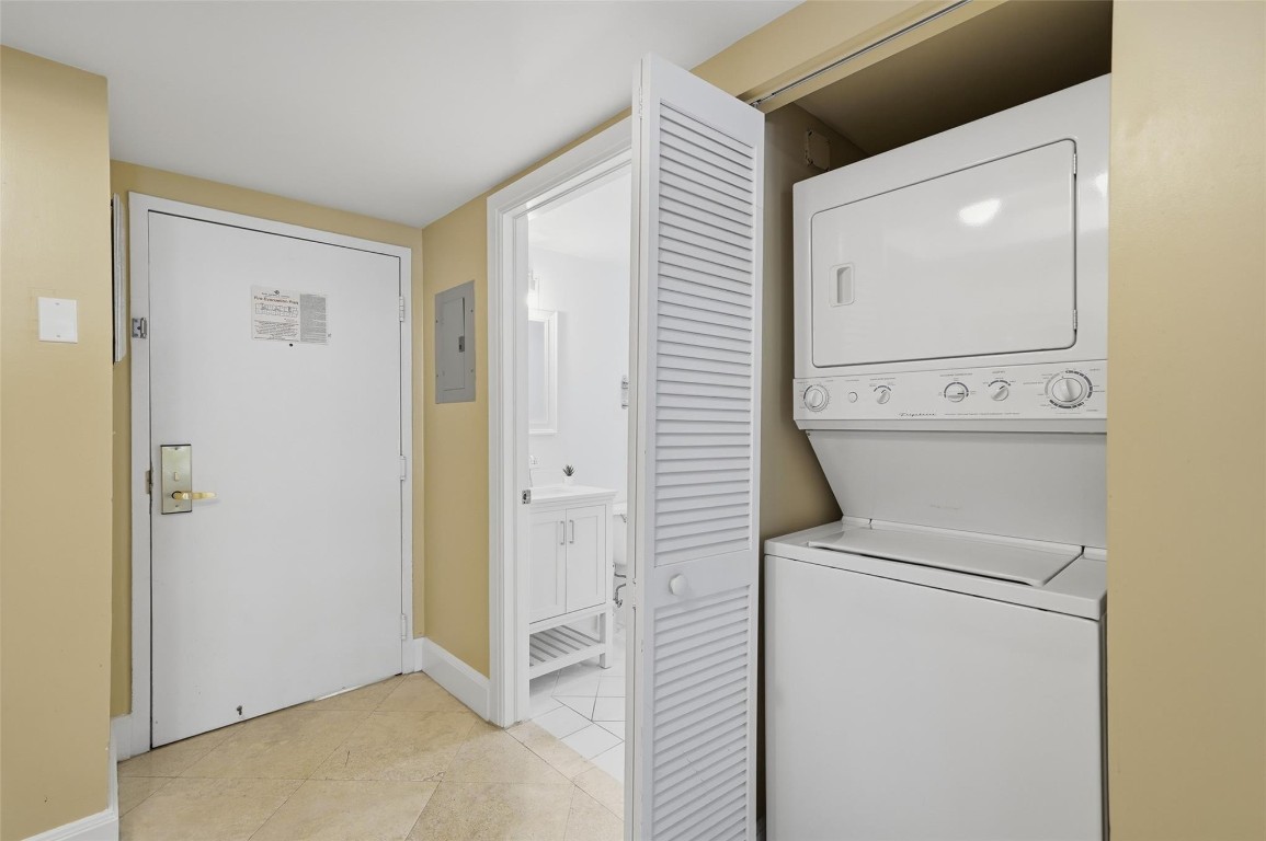 The Mutiny Condo - Residential Lease