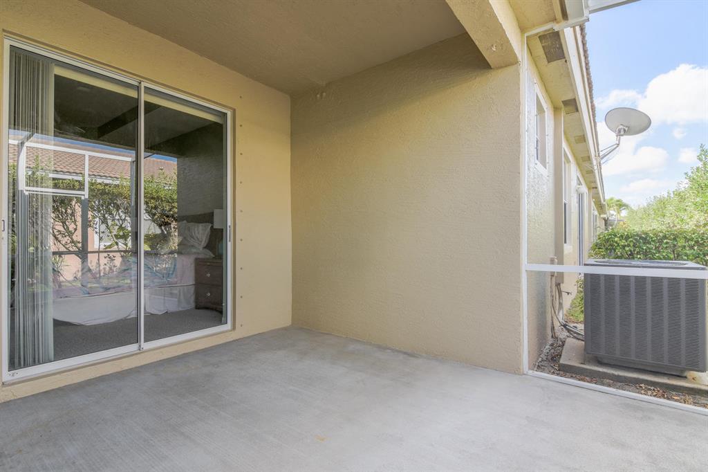 ANDROS ISLE - Residential