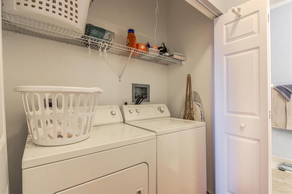 ANDROS ISLE - Residential