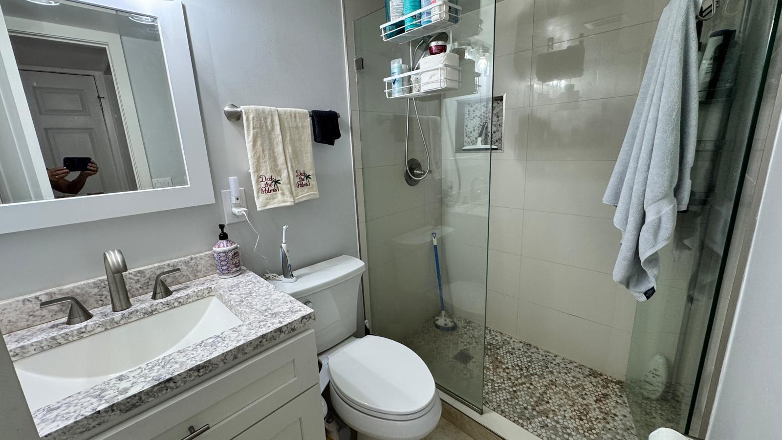 LIGHTHOUSE POINT PLAZA - Residential Lease