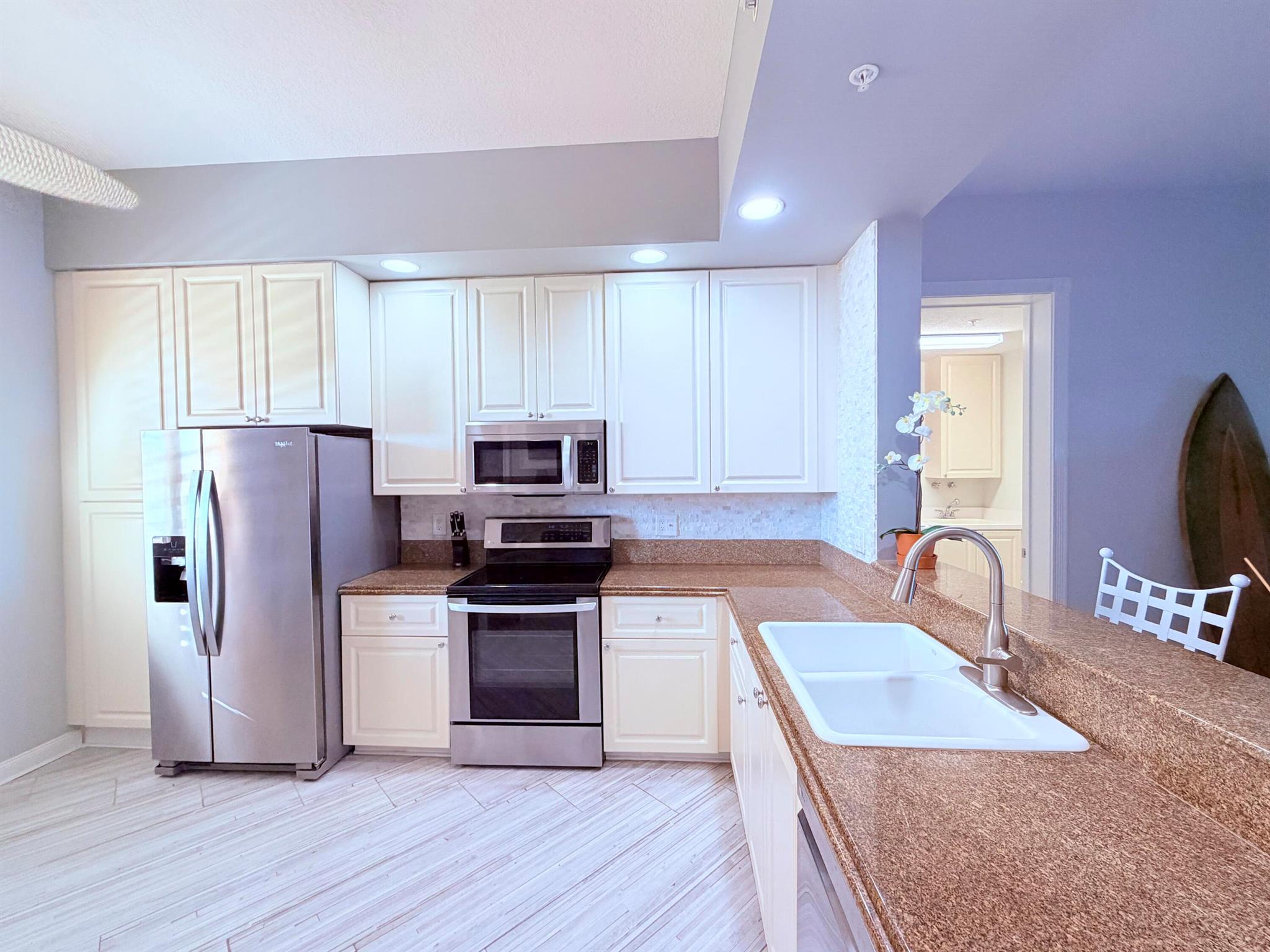 Harbour Isle East - Residential Lease