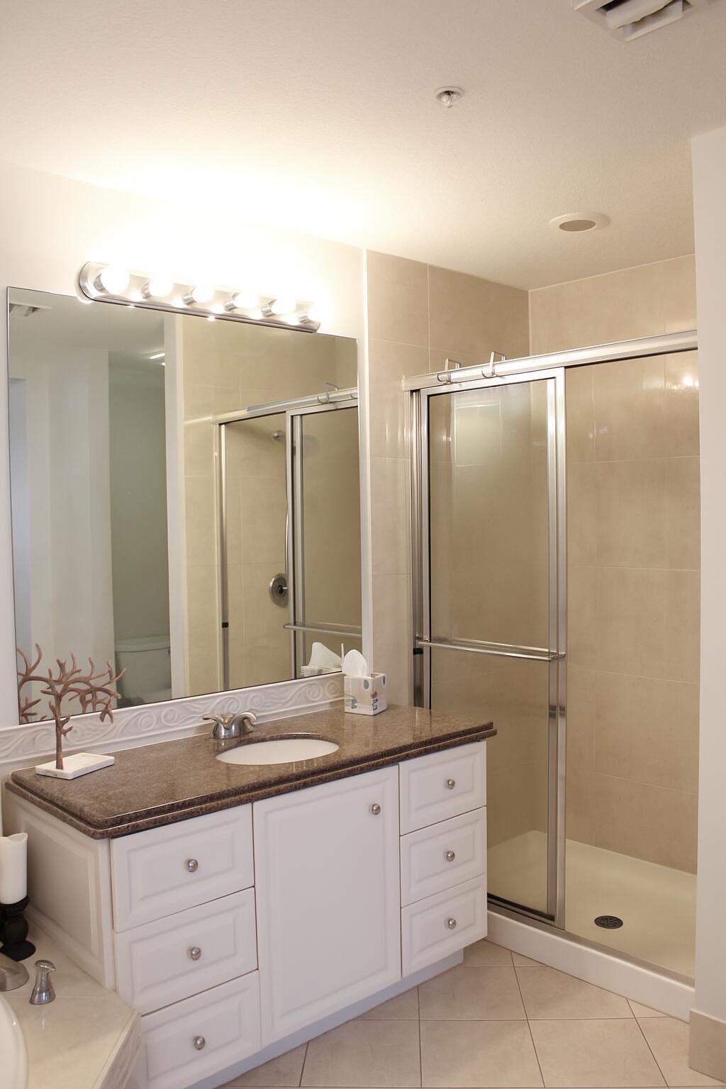 Harbour Isle East - Residential Lease
