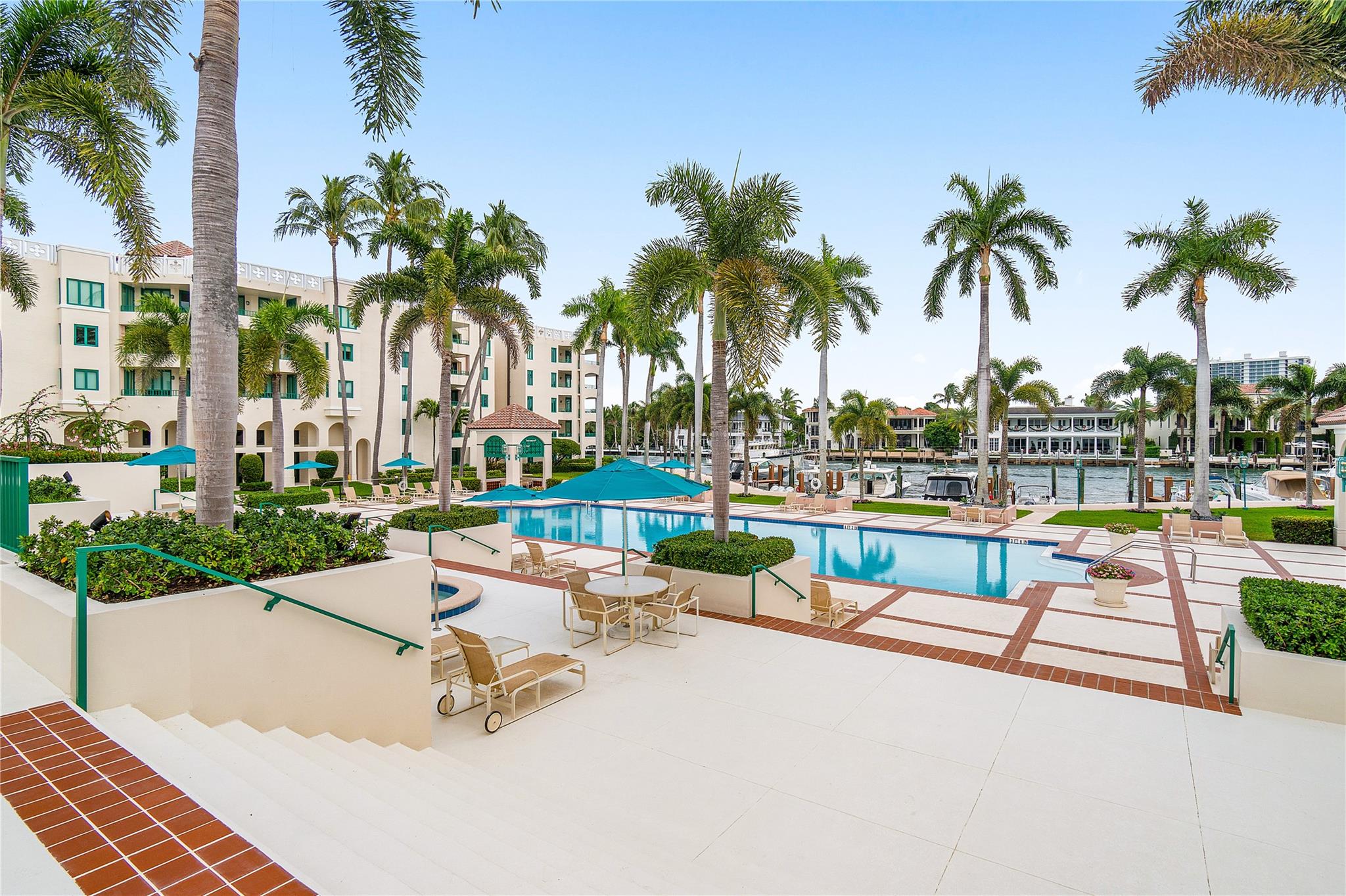 MIZNER COURT CONDO - Residential Lease