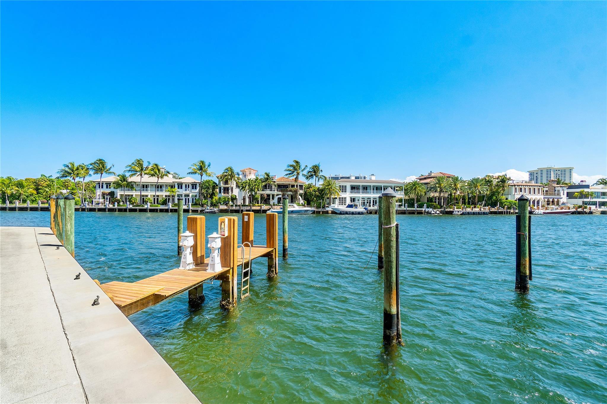 MIZNER COURT CONDO - Residential Lease