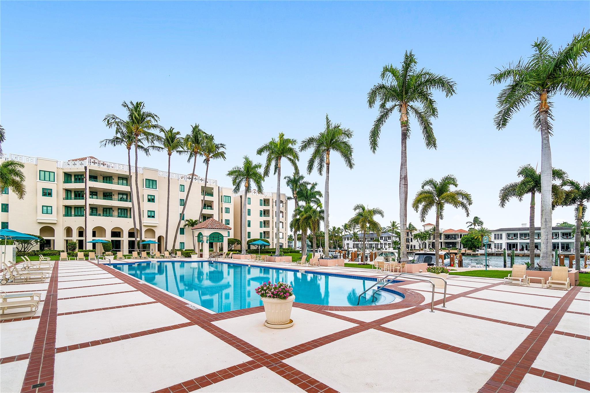 MIZNER COURT CONDO - Residential Lease