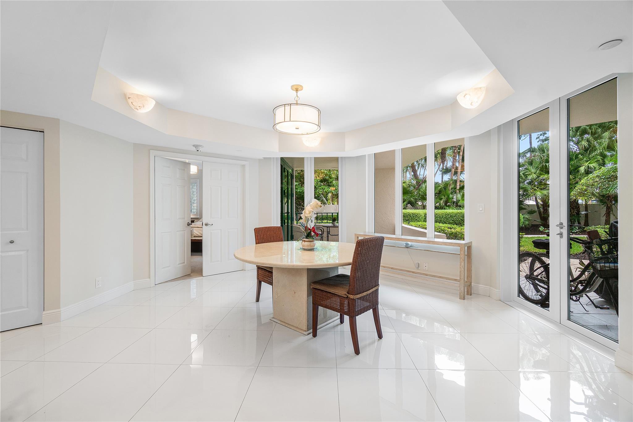 MIZNER COURT CONDO - Residential Lease