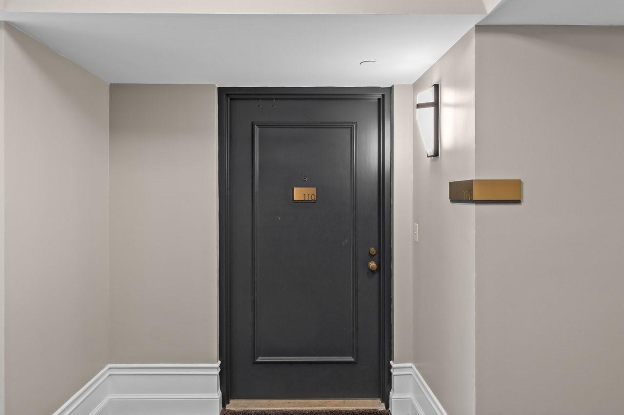 MIZNER COURT CONDO - Residential Lease