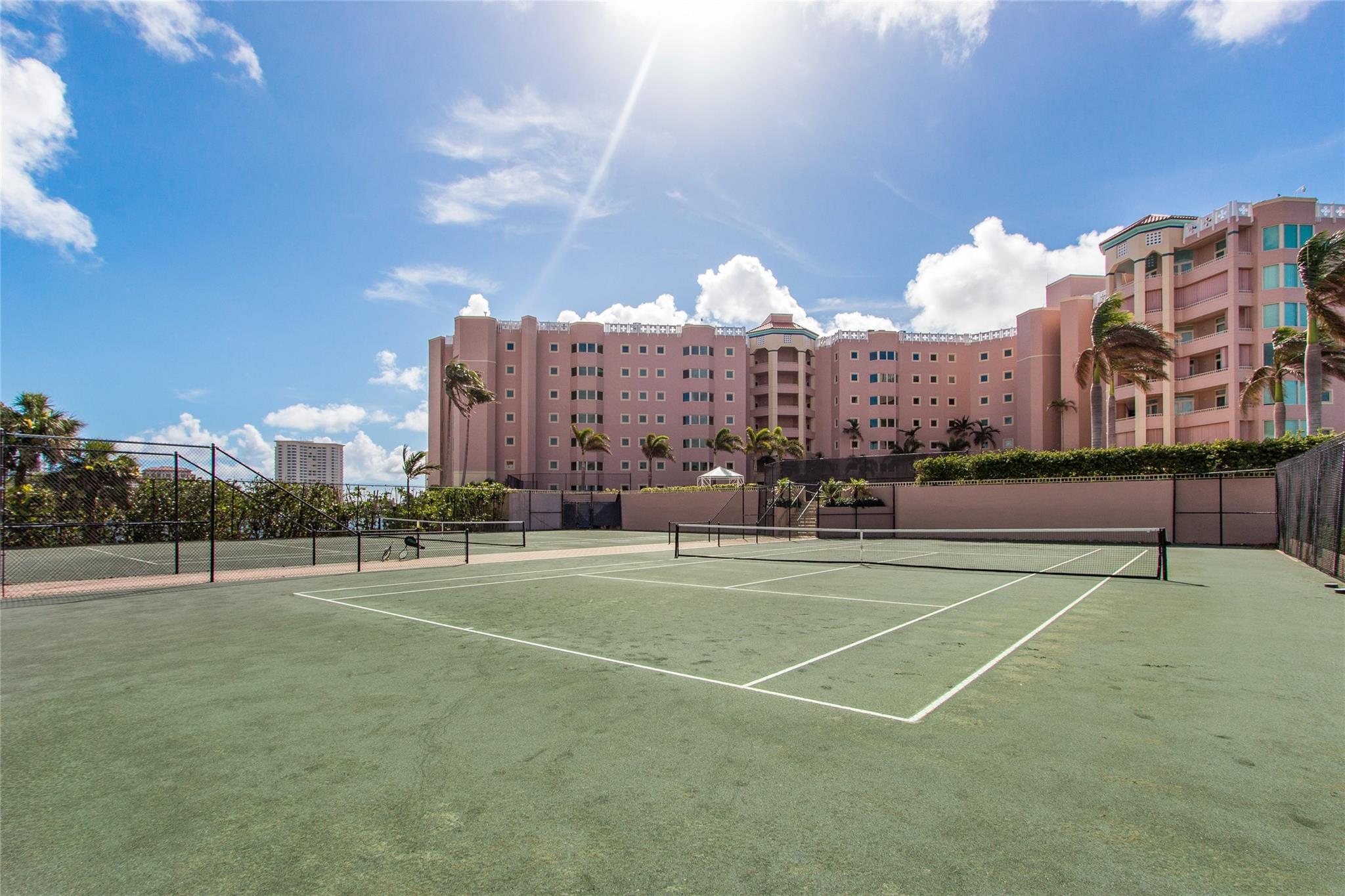 MIZNER COURT CONDO - Residential Lease
