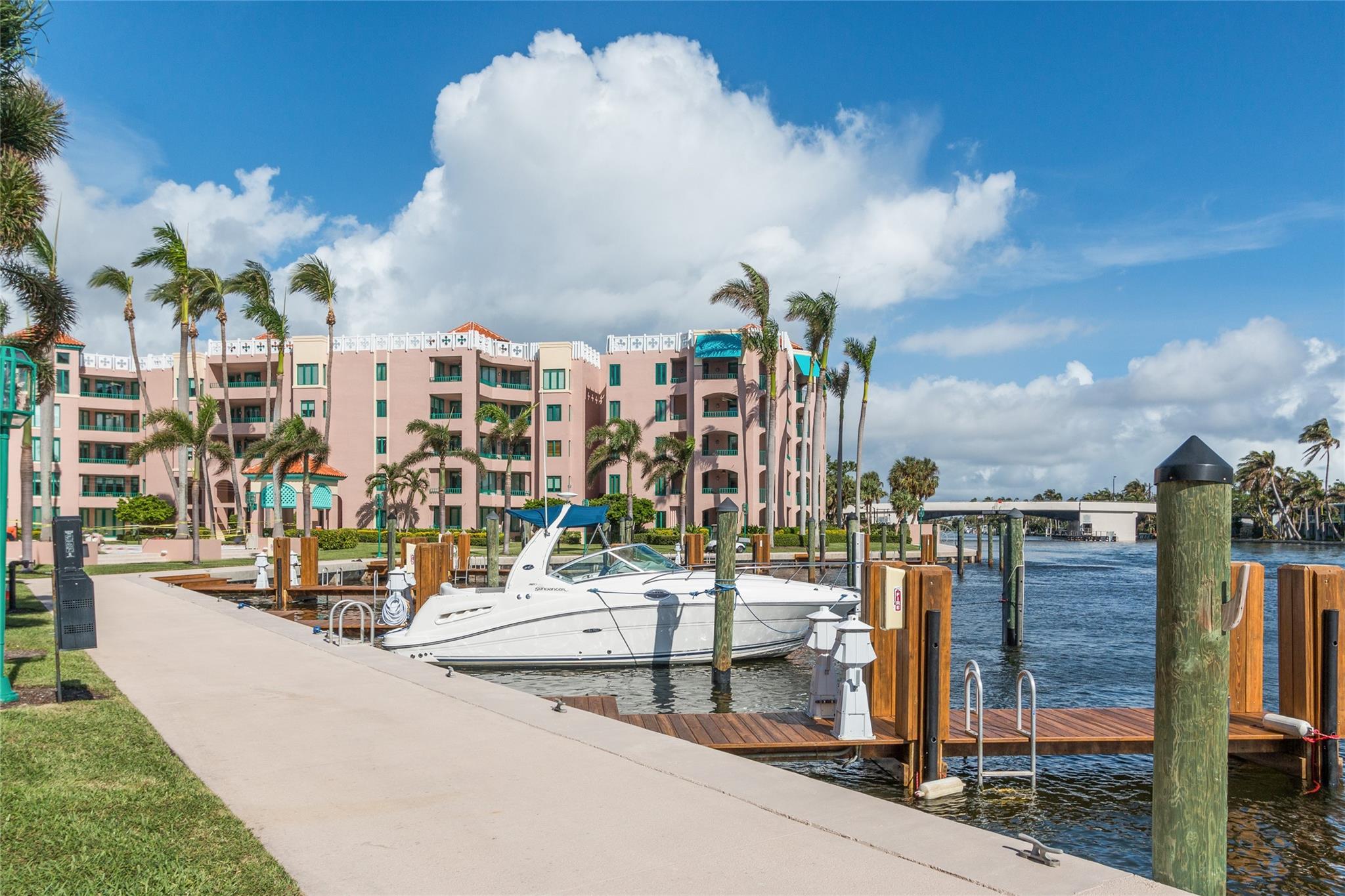 MIZNER COURT CONDO - Residential Lease