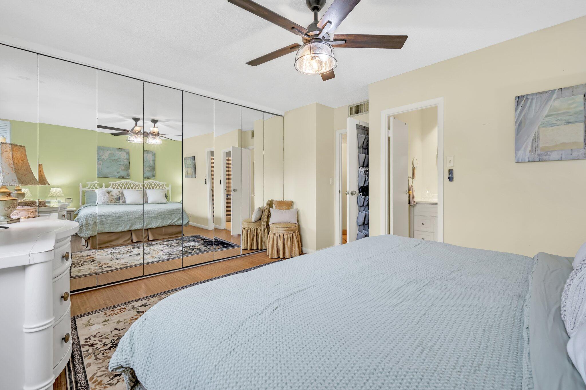 4805 NW 35th Street 412