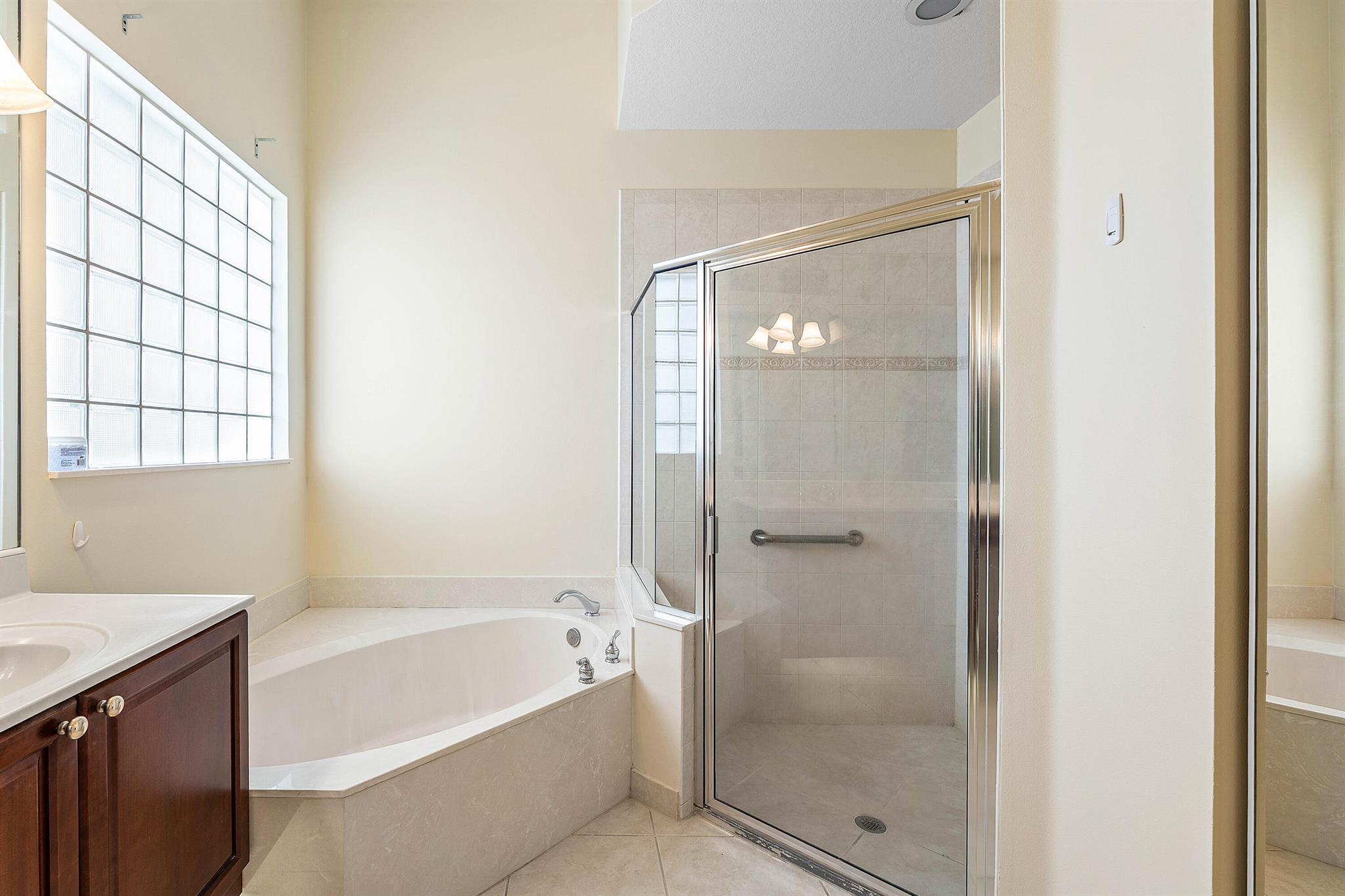 MIRABELLA AT MIRASOL A - Residential Lease