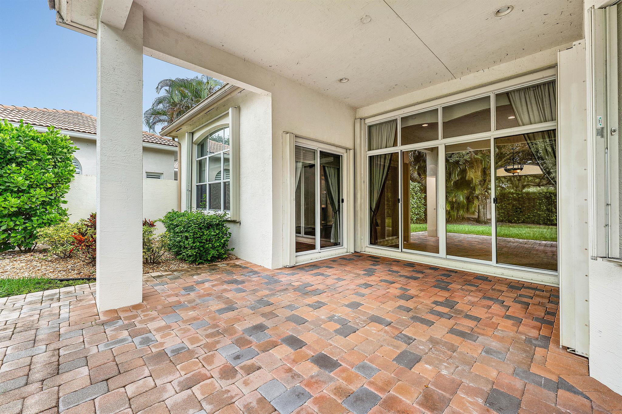 MIRABELLA AT MIRASOL A - Residential Lease