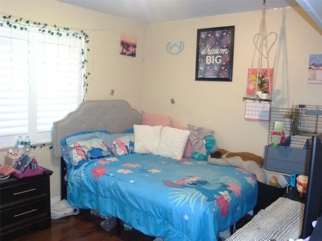 Woodmont Tr 72-B 105-18 B - Residential