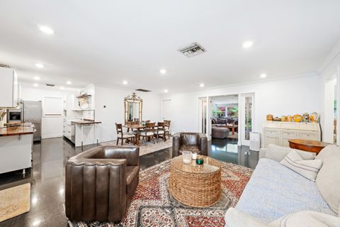 Photo of 401 Riverside Drive, Palm Beach Gardens, FL 33410 (MLS # B26013124)
