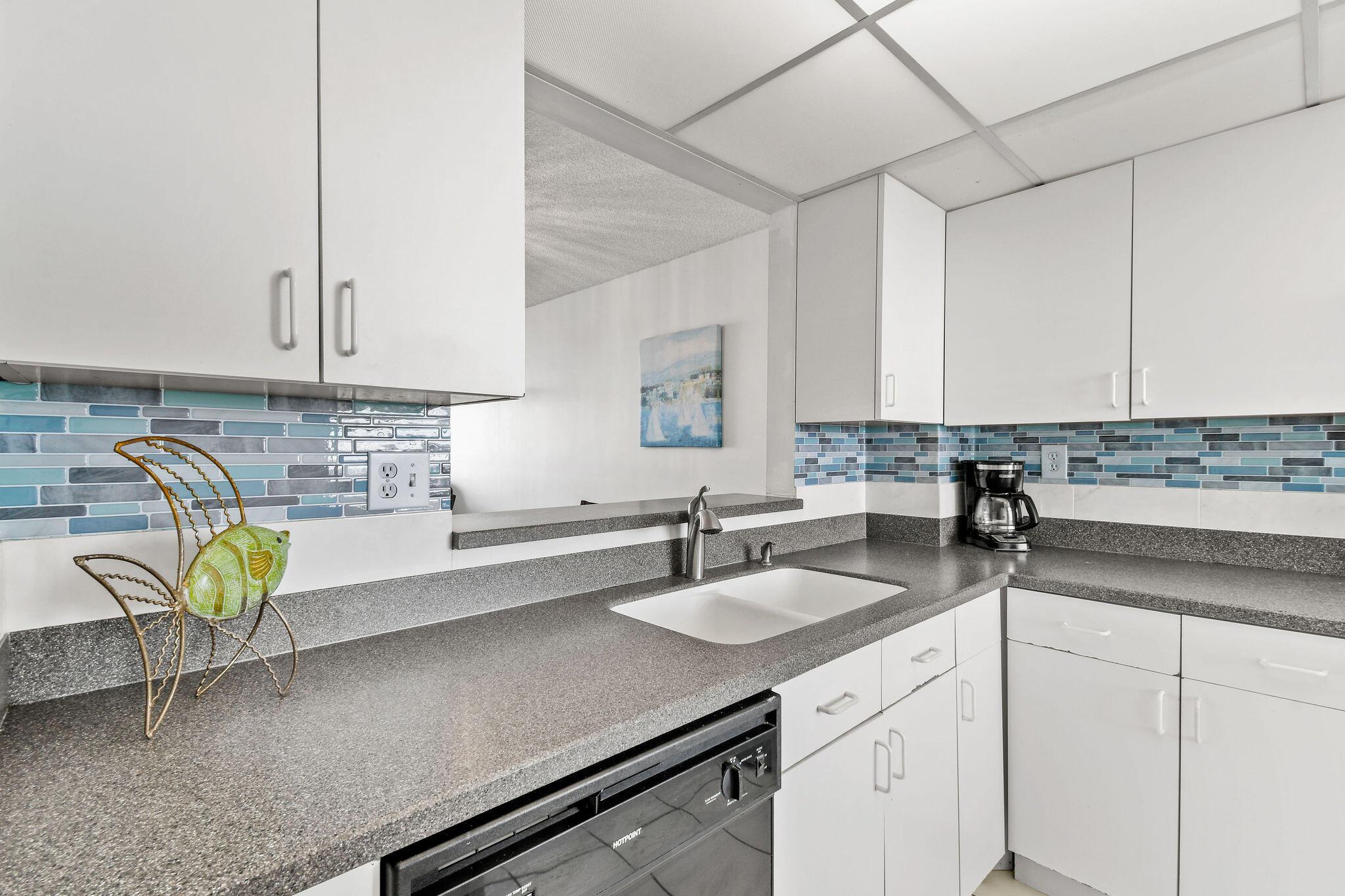 10680 S Ocean Drive 308