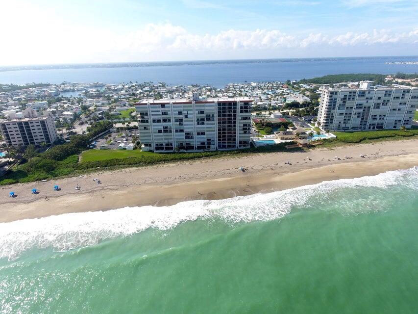 ISLAND CREST CONDOMINIUM - Residential